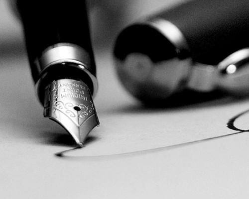 Poema "No dejes de escribir " por Paca Martinez | Poematrix